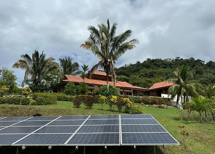 Villa Harmonic Farms Beachfront *