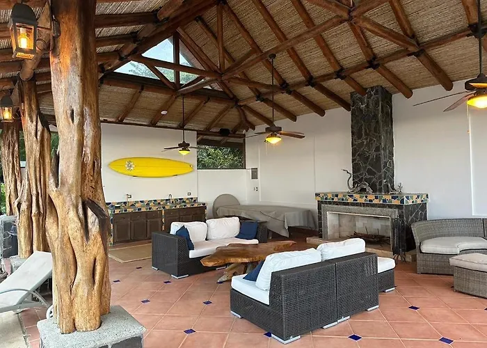 Harmonic Farms Beachfront *