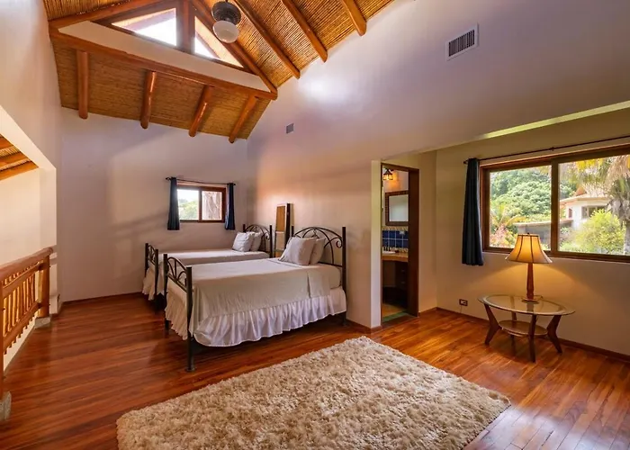Villa Harmonic Farms Beachfront