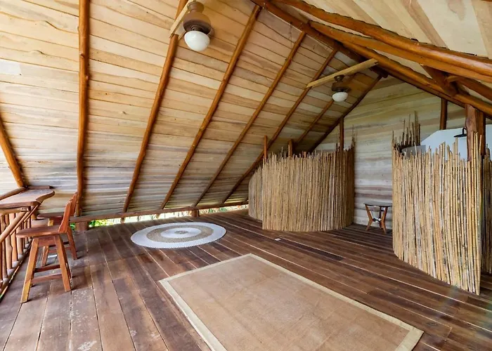 Harmonic Farms Beachfront Villa *