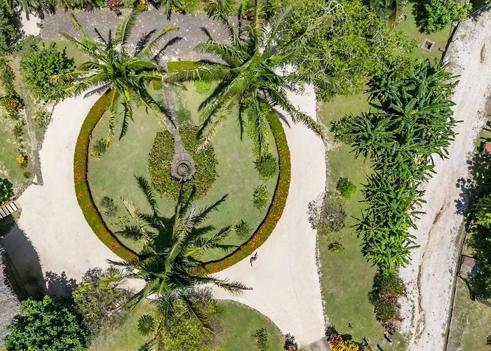 Villa Harmonic Farms Beachfront *