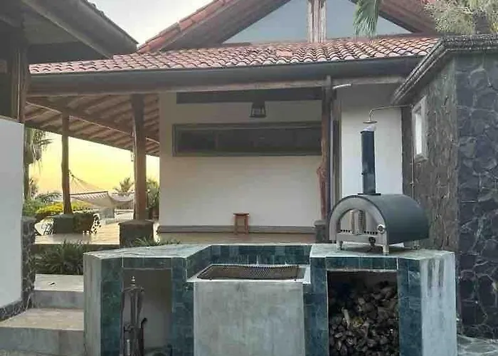 Villa Harmonic Farms Beachfront